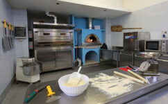 Wood-fired oven